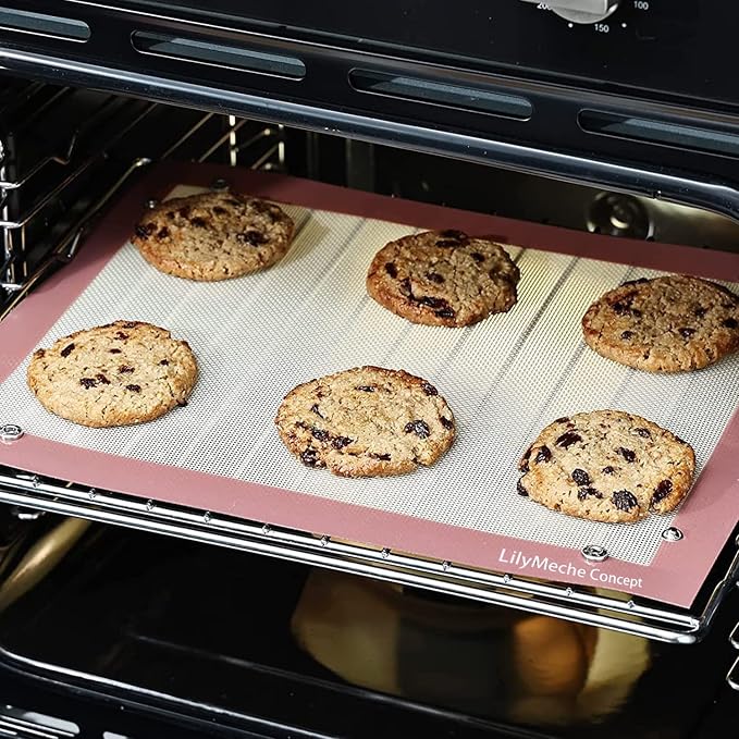 | Silicone Baking Mat with Button | BPA Free Large Nonstick Kitchen Professional Reusable Heat Resistant Baking Half Sheet Bakeware Mats for Cookies, Bread and Pastry(2pc)