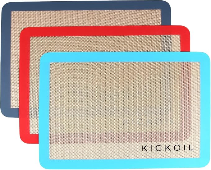 Silicone Baking Mats Set of 3, Non-Stick Reusable BPA-Free Oven Liners | Non Slip Silicone Baking Sheet for Cookies, Macarons, Bread and Pastry, Dishwasher Safe, 11.6'' x 8.5''(Quarter)