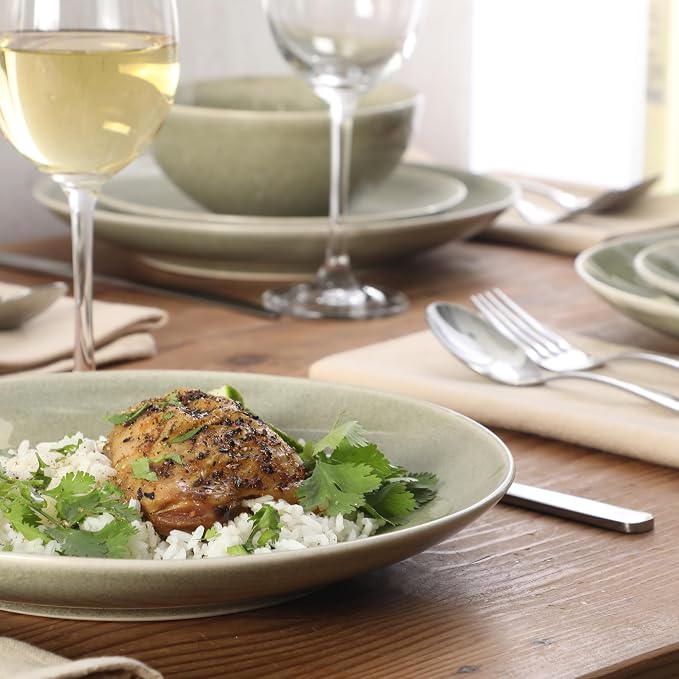Gibson Elite Castle Peak Plates and Bowls Set, 12-Piece Dinnerware Set, Green Reactive Glaze Stoneware Dishes, Dinner Plates, Salad Plates & Cereal Bowls