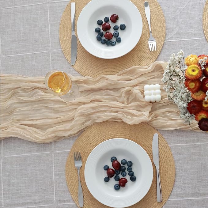 Winknowl Round Braided Placemats Set of 4 Washable Woven Heat Resistant Table Mats for Kitchen Dining Tables 15 inch Round Place Mats (Camel,4pcs)