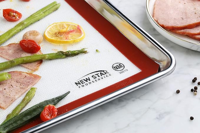 New Star Foodservice Commercial Grade Silicone Baking Mat Non Stick Pan Liner, 11 x 17 Inch (Half Size)