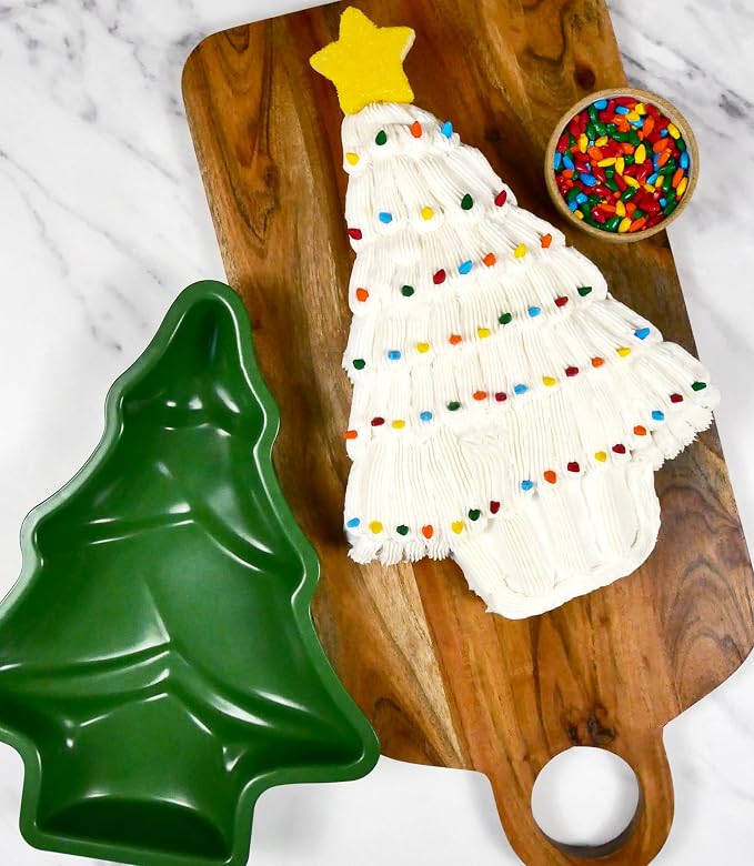 USA Pan Global Green Christmas Tree Cake Pan
