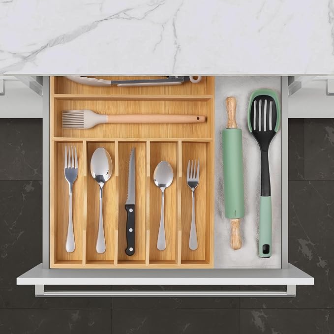 Kitchen Bamboo Silverware Organizer, Kitchen Drawer Organizer - Utensil Holder and Cutlery Tray with Grooved Drawer Dividers for Flatware 7 Slot, Natural