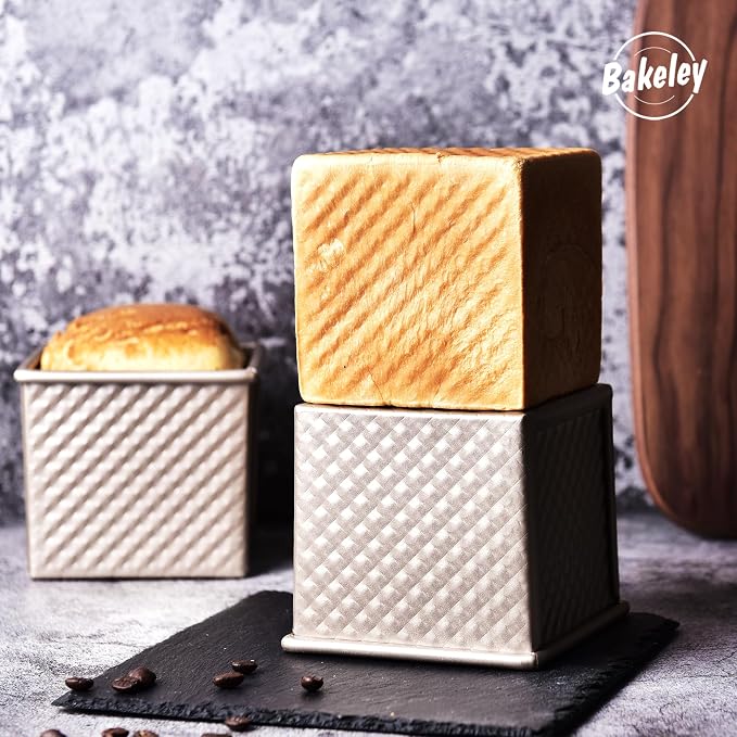 Mini Pullman Loaf Pan with Lid, 0.55Lb Non-Stick Rectangle Flat Toast Box for Oven Baking (Champagne Gold)