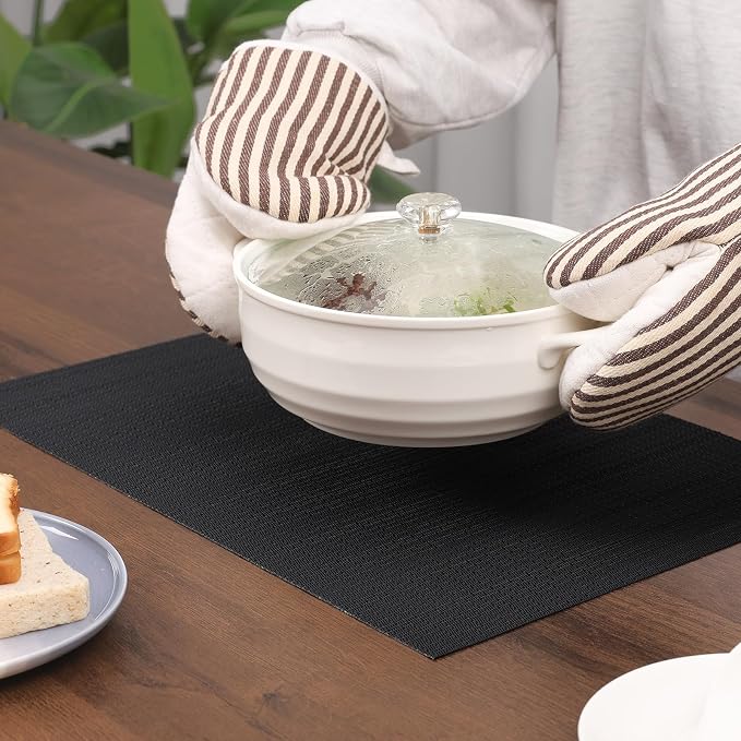 Myir JUN Placemats Set of 6 Kitchen and Dining Table Placemats | Vinyl Placemats Place Mats Indoor/Outdoor Set of 6 Washable Table Mats Non-Slip Place mats for Dining Table, Black