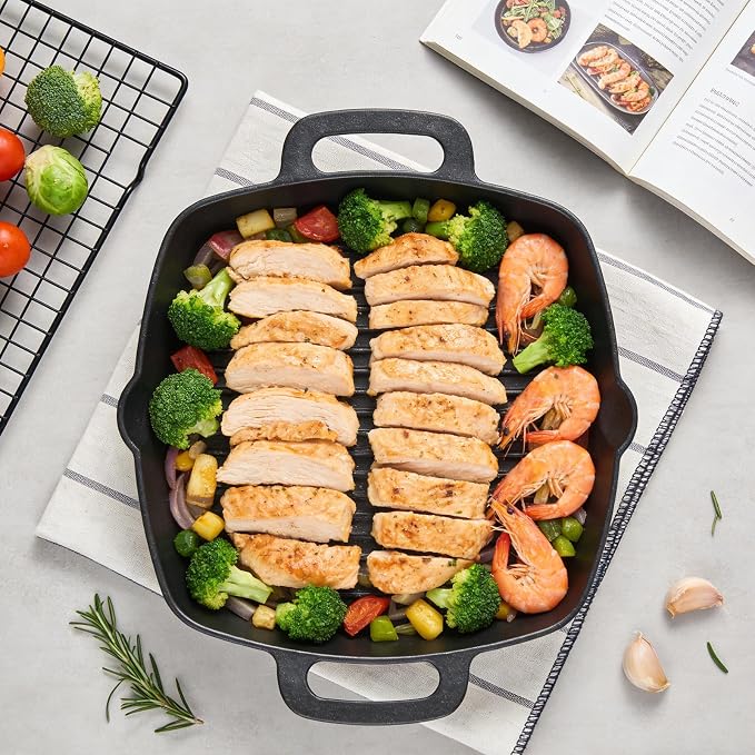 Cast Iron Grill Pan, 11 Inch Griddle Pan for Stove Top, Square Grill Pan with Handles for Stoves, Ovens, Barbecue