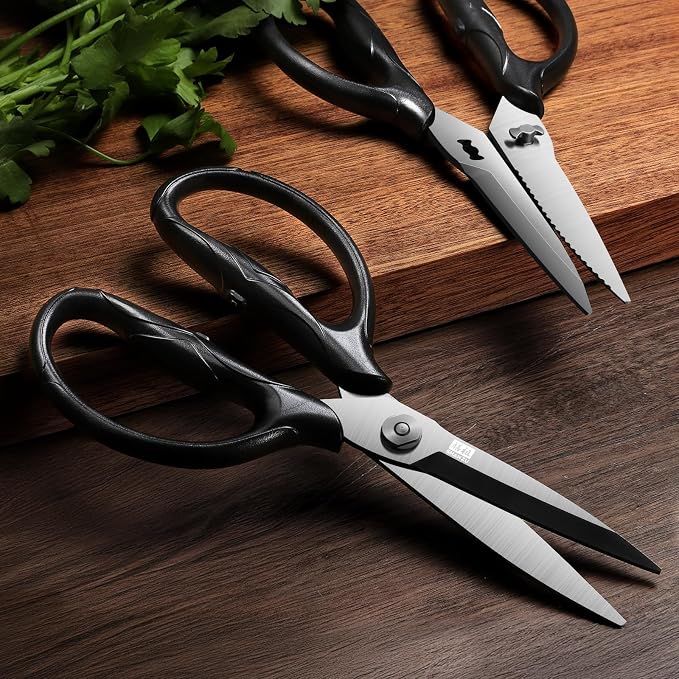 SHAN ZU 8.4" Titanium Heavy Duty Kitchen Scissors - Japanese Shears | Professional 5Cr15MoV Stainless Steel, All Purpose Shears for Meat/Herbs/Poultry, Dishwasher Safe, Gift Box, (Black)
