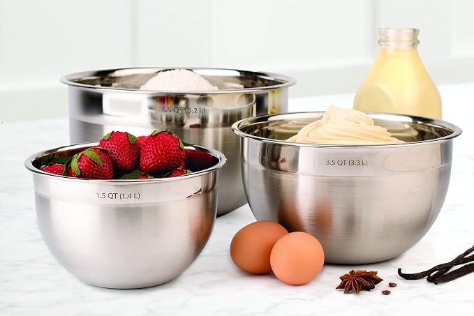 Tovolo Medium Stainless Steel Mixing Bowl 3.5 Quart Nesting Metal Bowl with Rounder Lip Edge, Dishwasher Safe Single Metal Bowl Kitchen Prep Essential, Whisking Bowl for Baking and Cooking