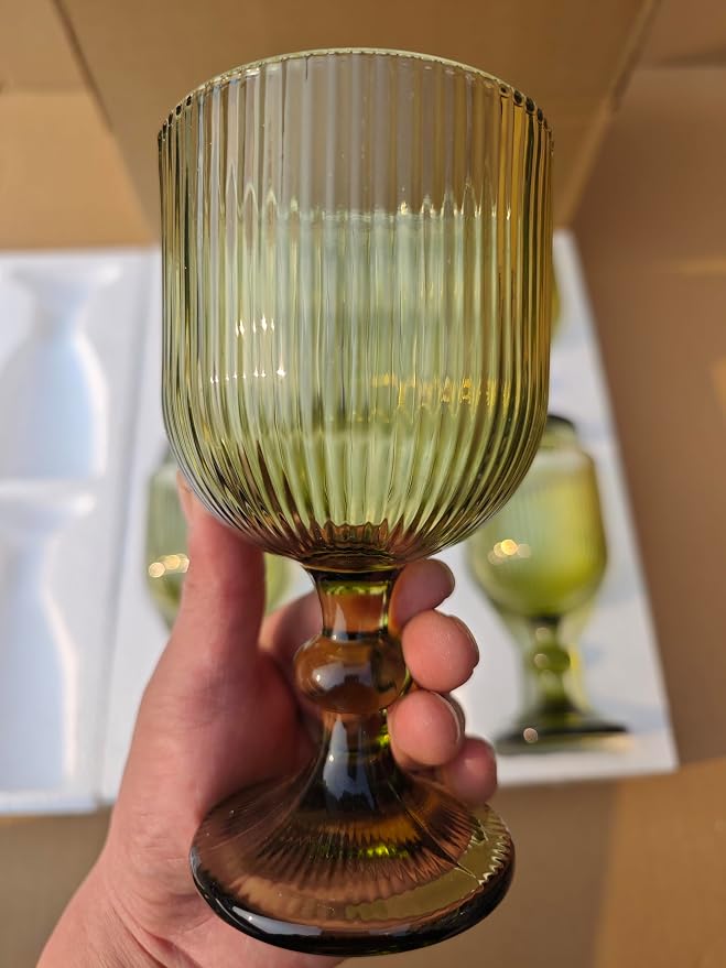 Vintage Green Wine Glasses Set of 6, 14 oz Green Goblets Glassware Drinking Glasses, Colored Glassware Wine Glasses for Beer, Water, Cocktail, Juice, Whiskey, Wedding Party Bar