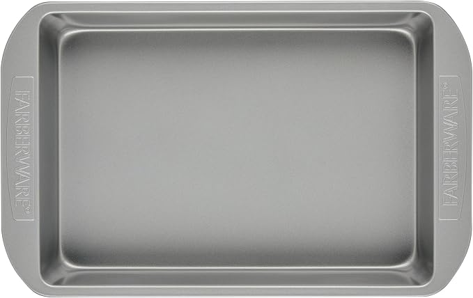 Farberware Nonstick 9x13 Baking Pan - Warp-Resistant Brownie Cake Pan | Lasagna Pan, Sheet Cake, Baking Dish, PFAS-Free, Dishwasher Safe, Oven Safe to 450F, Even Heating, Easy Release, Gray