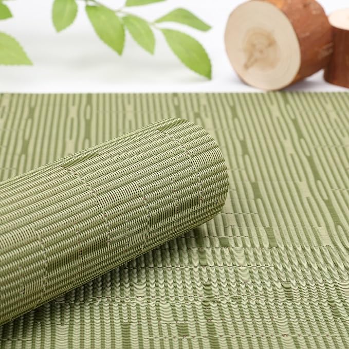 Myir JUN Placemats Set of 6 Kitchen and Dining Table Placemats | Vinyl Placemats Place Mats Indoor/Outdoor Set of 6 Washable Table Mats Non-Slip Place mats for Dining Table, Green