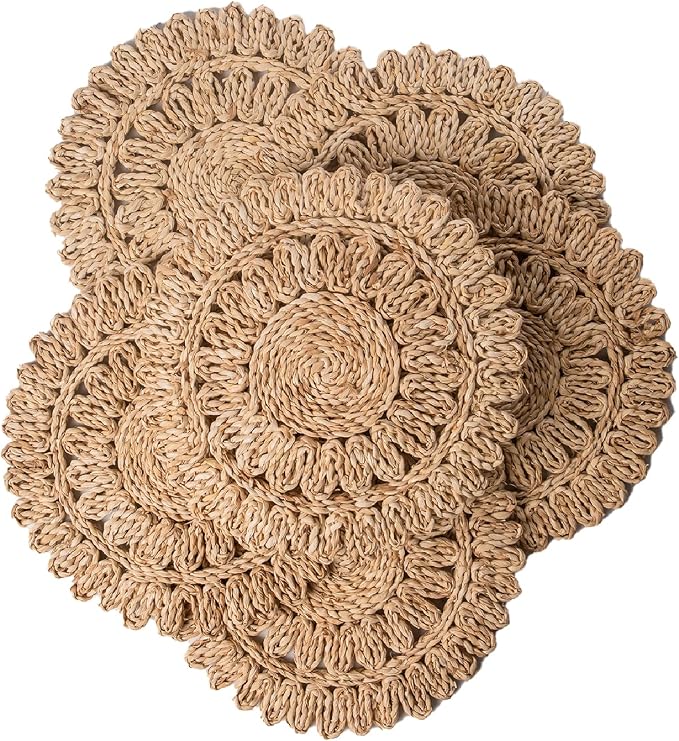 13.8" Set of 6 Round Woven Corn Husk Placemats by Laquedecraft | Protects Tables from Heat & Scratches, Perfect for Everyday Dining, Family Gatherings and Holiday Entertaining