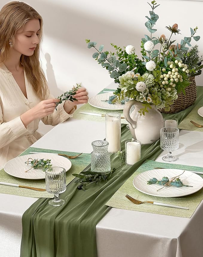 Leetaltree Gradient Green Woven Placemats Set of 8 - Heat Resistant Non-Slip Place mats for Dining Table, Washable Durable PVC Vinyl Woven Table Mats(Gradient Green, 8)