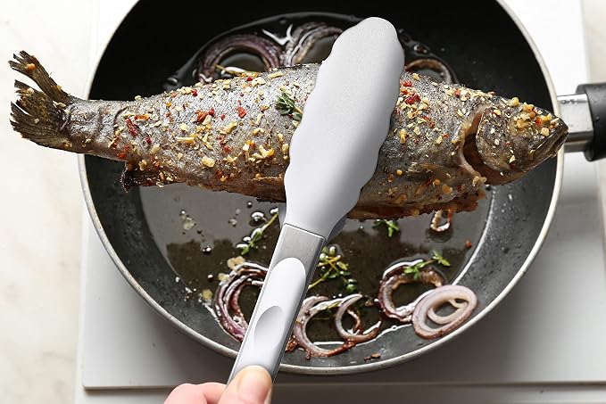 2 Pack Silicone Kitchen Tongs – 9" & 12" Set, Heat Resistant up to 500°F, Non‑Stick Cookware Safe, Wavy Silicone Tips, BPA Free, Locking Clip & Hanging Loop, Light Grey