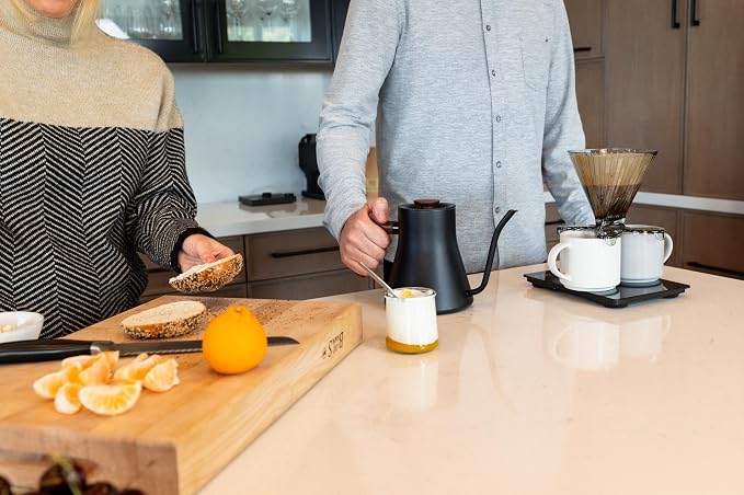 DIVVI Dual Cup Pour Over Coffee Dripper – Brew One or Two Cups at Once, No Carafe Needed, 25 Pack Coffee Cone Filters #4, 100% BPA-Free Tritan, Portable & Dishwasher Safe Pour Over Coffee Maker