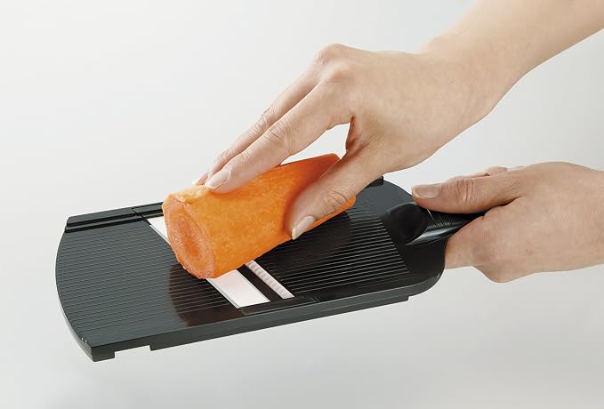 KYOCERA Ceramic Julienne Slicer-Advanced Blade for Perfect Vegetable Strips | KYOCERA Ceramic Julienne Slicer: Ultra-Sharp Non-Reactive Blade for Carrot, Zucchini & Potato Matchsticks with Safety Guard
