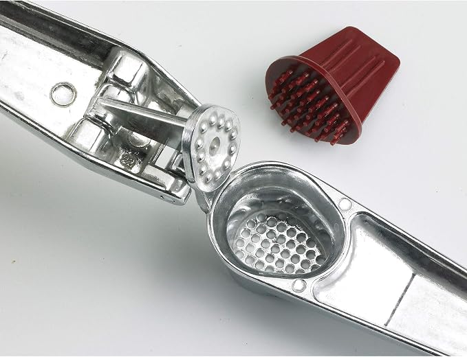 Fantes No-Peel, Self Cleaning Garlic Press, 6.25 x 1-Inches, the Italian Market Original since 1906