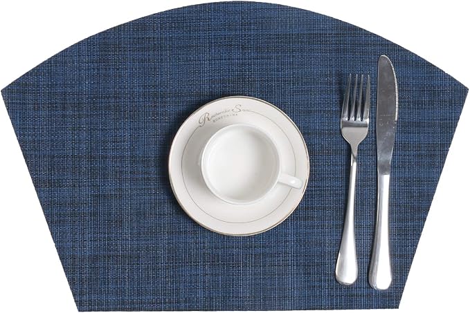 SHACOS Round Table Placemats Set of 7 Woven Vinyl Wedge Placemat with Centerpiece Mat Heat Resistant Place Mats Round Table Mats Wipe Clean (7, Blue Black)
