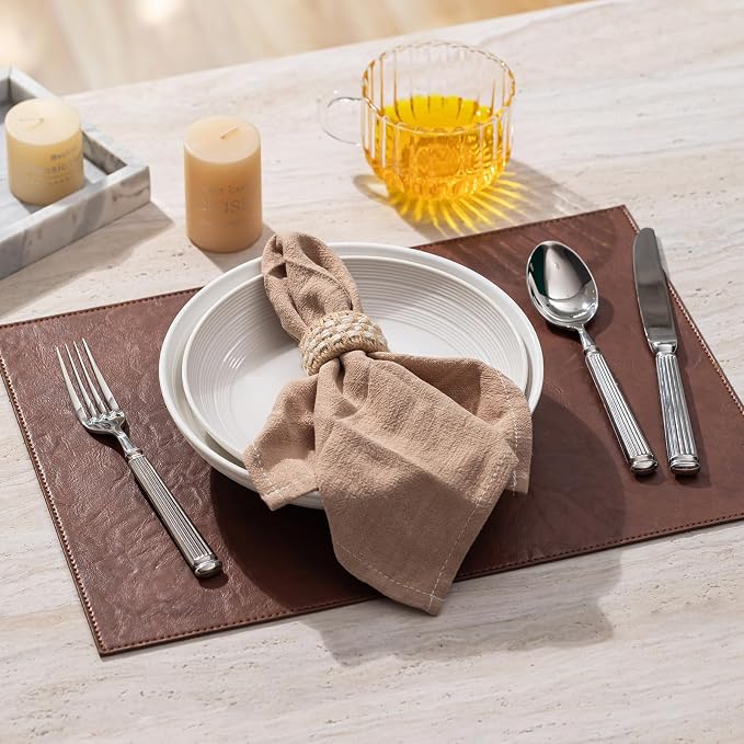Baroyal Faux Leather Placemats Set of 4 Vinyl Washable Wipeable Table Mats for Kitchen Dining Table Heat Resistant Waterproof Indoor/Outdoor Placemats Non-Slip Easy Clean Place Mats (Reddish Brown)