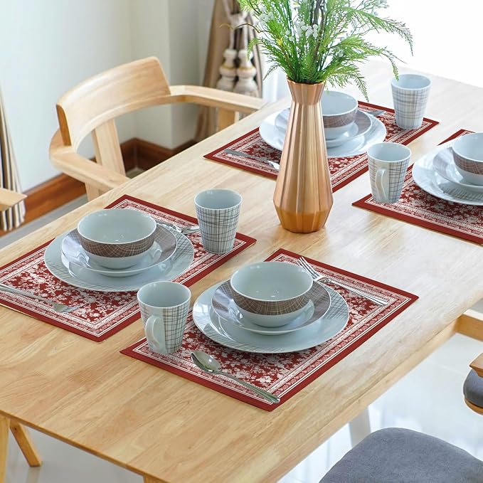 Red Placemats Set of 4，Vintage Chinoiserie Flower Branches Place Mats Heat Resistant Dining Table Mats 12 x 18 Inch Non-Slip Washable Desk Mats for Party Kitchen Dining Decoration