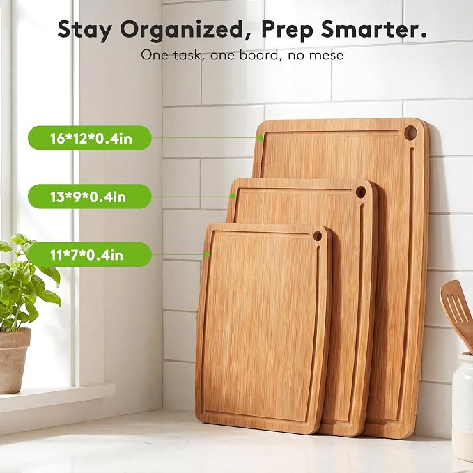 Bamboo Cutting Boards for Kitchen,Carbonized Wood Cutting Board with Deep Juice Groove for Chopping Meat, Vegetables, Fruits, Nuts,Lightweight & Durable,Ideal Kitchen Gy