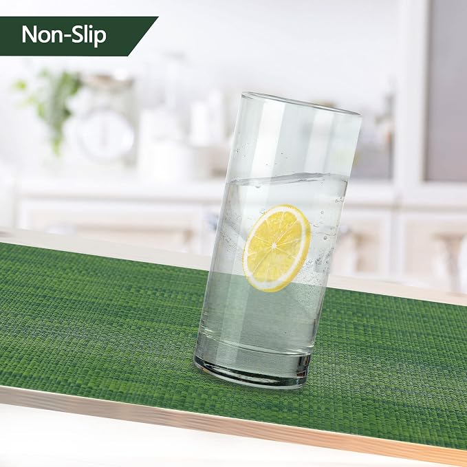 SLKQG Green Placemats Set of 8 - Wipe Clean Vinyl Placemats - Washable Heat Resistant PVC Placemats for Dining Table - 17x12 Inch (Green, 8)