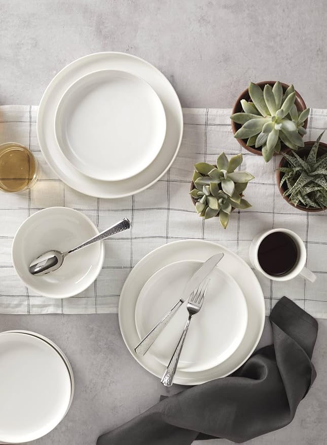 Oneida Etta 20-Piece 18/0 Silverware Set for 4, Flatware | mirror finish, dishwasher safe | includes knives, forks, and spoons | cutlery set for kitchen and dining