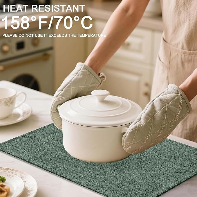 Homaxy Cloths Placemats for Dining Table Set of 6, 13" x 19", Green | Heat Resistant, Washable, Cotton Linen Blend Table Mats, Easy to Clean Place Mats, Indoor Outdoor