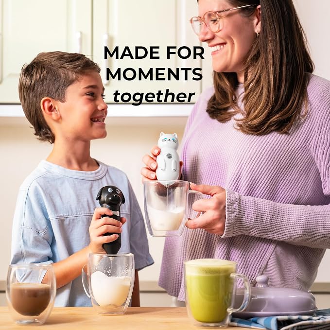 Zulay Kitchen Cat Milk Frother Wand – Cutesy Frother, Meet Your New Frothing Buddy Luna The Cat, Adoption Papers and Stickers Included, Purrr-fect for Lattes, Cappuccino & Matcha – White