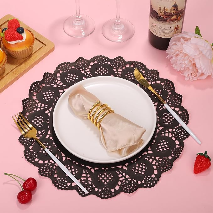 MCEAST 300 Pack Round Black Paper Doilies 13.5 Inches Lace Paper Place Mats Rustic Scallop Doily Disposable Table Pads for Food Cakes Crafts Party Weddings Tableware Decor