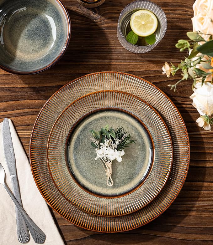 Ceramic Dinnerware Set for 4, 12-Piece Plates and Bowls Set | Lightweight Porcelain Dish Set, Scratch Resistant, Oven & Microwave & Dishwasher Safe, Cocoa Mocha