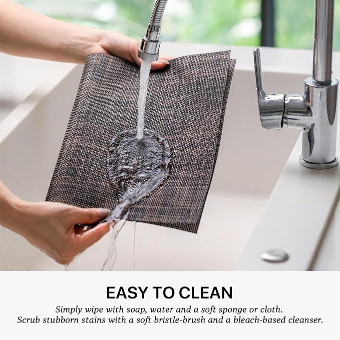LEXMORE Placemats Set of 4 Vinyl/Plastic Woven Place Mats for Kitchen Table Indoor/Outdoor Washable Placemat Wipeable Dining Table Mats(Black/Brown)