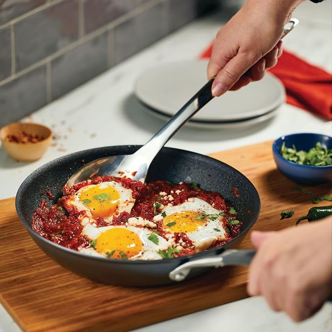 Circulon A1 Series with ScratchDefense Nonstick Induction Frying Pan, 10-Inch, Fry Pan, Graphite