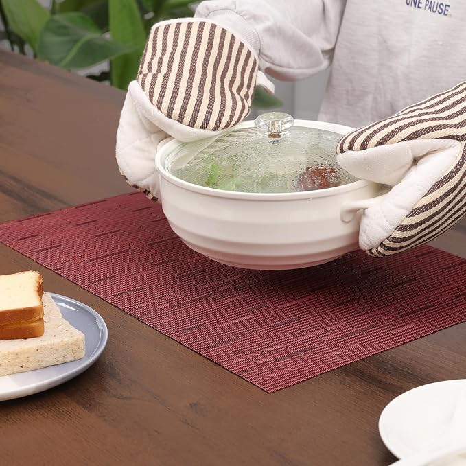Myir JUN Placemats Set of 6 Kitchen and Dining Table Placemats | Vinyl Placemats Place Mats Indoor/Outdoor Set of 6 Washable Table Mats Non-Slip Place mats for Dining Table, Red