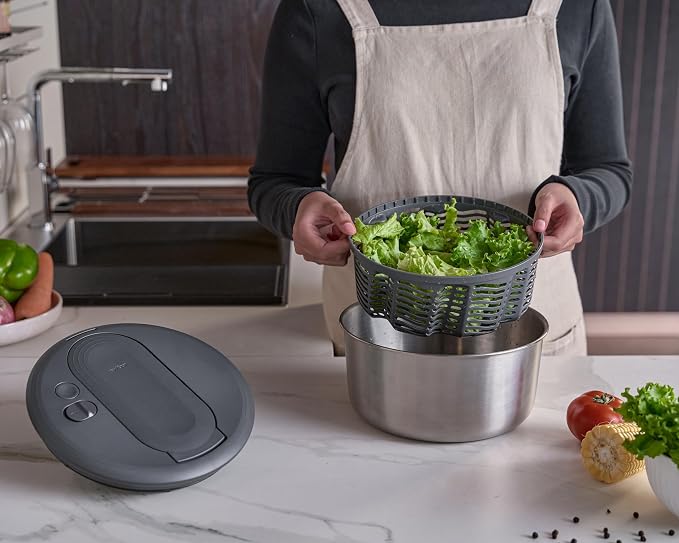 Zyliss Swift Dry Salad Spinner Stainless Steel Small, 3.5L, Non-Slip Base, Serving Bowl, AquaVent™ Technology, One Handed Pump, Brake System, Easy to Clean