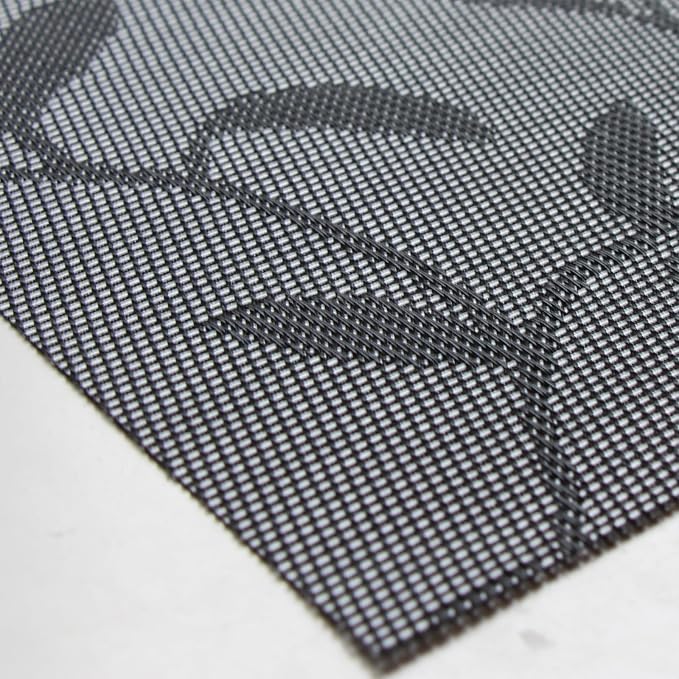 Leaf Placemats Set of 4 Non-Slip Heat-Resistant Vinyl Washable Place Mats for Kitchen Table Indoor Outdoor Durable (18"x12", Black)