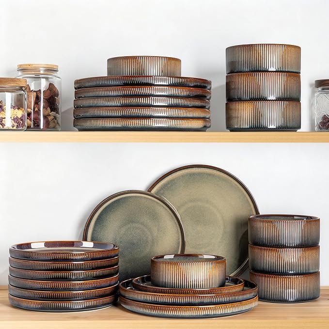Ceramic Dinnerware Set for 8, 24-Piece Plates and Bowls Set | Lightweight Porcelain Dish Set, Scratch Resistant, Oven & Microwave & Dishwasher Safe, Cocoa Mocha
