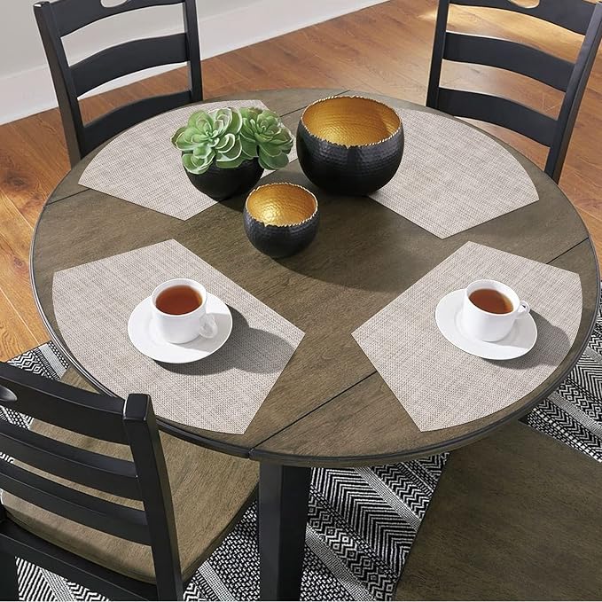 SHACOS Round Table Placemats Set of 7 Wedge Placemats with Centerpiece Round Mats Heat Resistant Washable (7, Beige White Black)