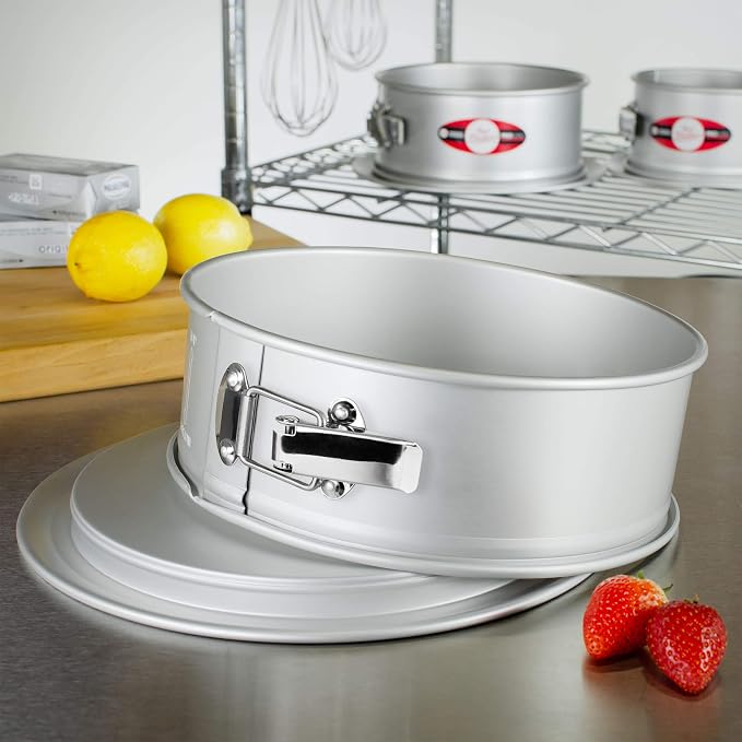 Fat Daddio's Round Springform Pan, 3 inch high - 10"