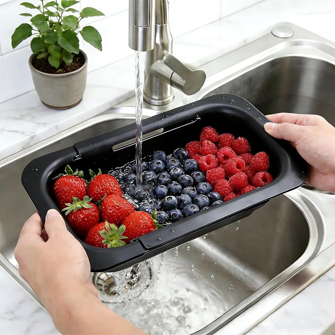 Extendable Colander Strainer Basket, Over the Sink Colander and Strainer for Kitchen, Wash Vegetables and Fruits, Drain Pasta and Dry Dishes, Adjustable Colander from 13.5In to 18.7In, Black