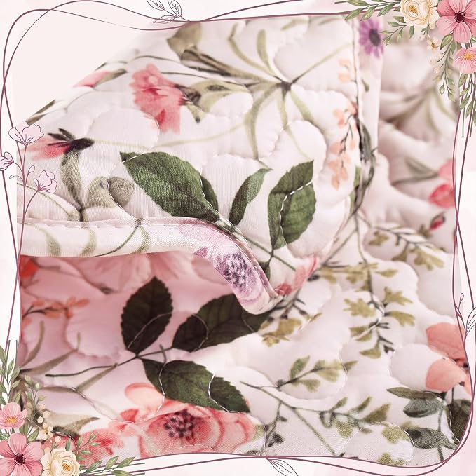 Quilted Placemats Set of 6, 18" x 13" Large Scalloped Cotton Placemat Washable Cloth Flowers Table Mats for Summer Party Kitchen Dining Farmhouse Cottagecore Decor(Flowers)