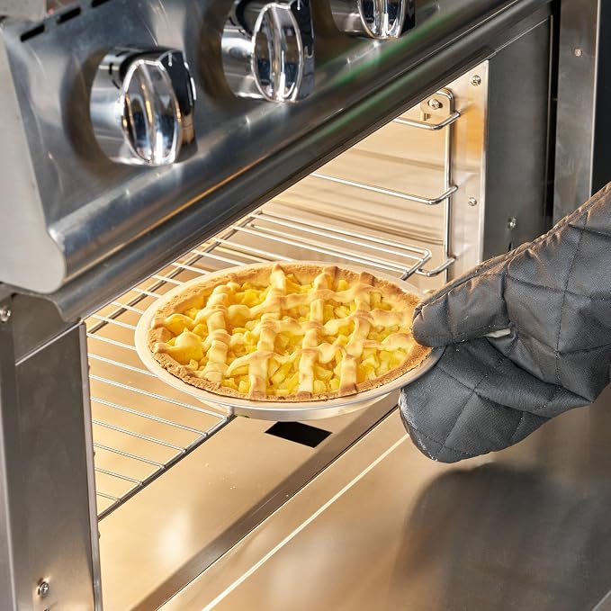 Restaurantware Aluminum Pie Pan 72 Count 9 Inch Round 1.25 Inch Deep Oven-Friendly Pie Tin, Lightweight Baking Pan, Silver Plate for Quiche, Fruit Pies, Home And Commercial Kitchens