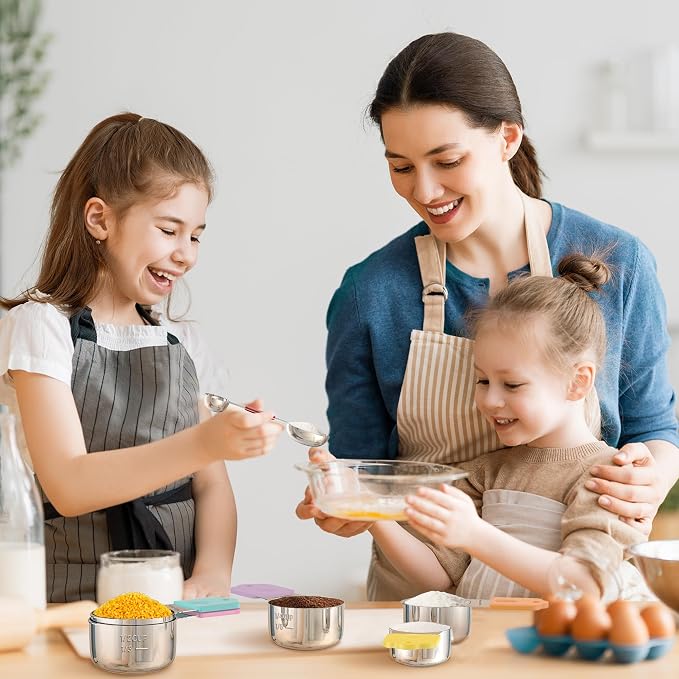 Magnetic Measuring Cups and Spoons Set, 5 Nesting Stainless Steel Measuring Cup Set with Easy to Read Markings, 7 Magnetic Measuring Spoons & 1 Leveler for Measuring Dry or Liquid Ingredients