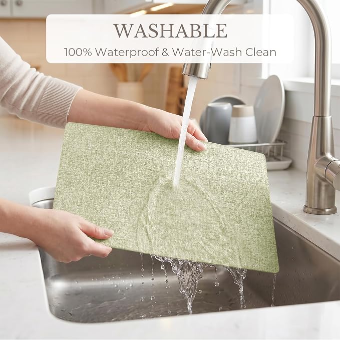 Romanstile Vinyl Placemats Set of 8-12 X 17 Inch - Faux Leather 100% Waterproof Wipeable Anti Slip Place Mats, Heat Resistant Reversible PU Table Mats for Kitchen Dining Party Outdoor, Grass Green
