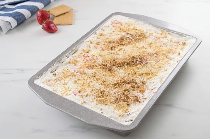 USA Pan 1110RC-3-ABC-1 American Bakeware Classics 9 x 13-Inch Rectangular Lasagna, Cake and Brownie Pan, Aluminized Steel