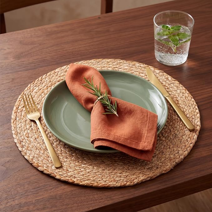 Natural Jute Placemats Set of 10, Round Woven Table Mats, 13 Inch Rattan Charger Plates for Dinner, Boho Farmhouse Braided Place Mats
