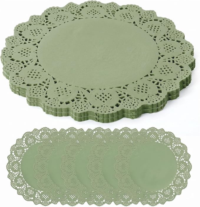 300 Pack 13.5 Inch Round Sage Green Paper Doilies, Disposable Lace Placemat | Rustic Scallop Doily Table Pads, Heavy-Duty Paper Place Mats for Cakes, Crafts, Parties, Weddings, Buffet, Home Decor