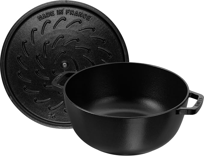 Staub Cast Iron Essential French Oven, Dutch Oven, 5-quart, serves 5-6, Made in France, with Horse Lid - Matte Black