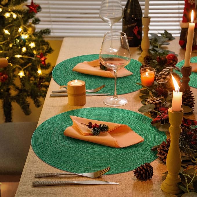 AHHFSMEI Round Braided Placemats Set of 6 Woven Table Mats for Dining Table Heat Resistant Easy to Clean Perfect for Kitchen & Home Decor (Christmas Green)