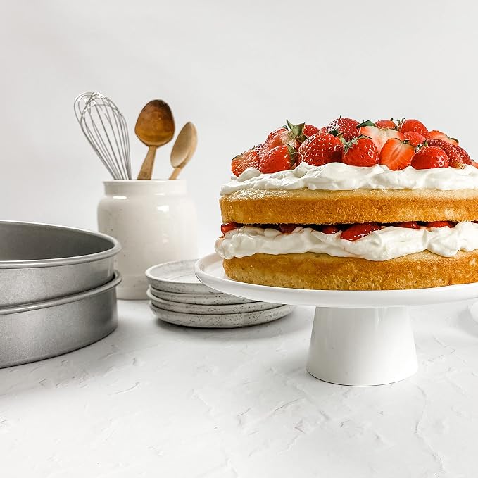 USA Pan Bakeware Nonstick Round Cake Pan, 10-Inch, Aluminized Steel
